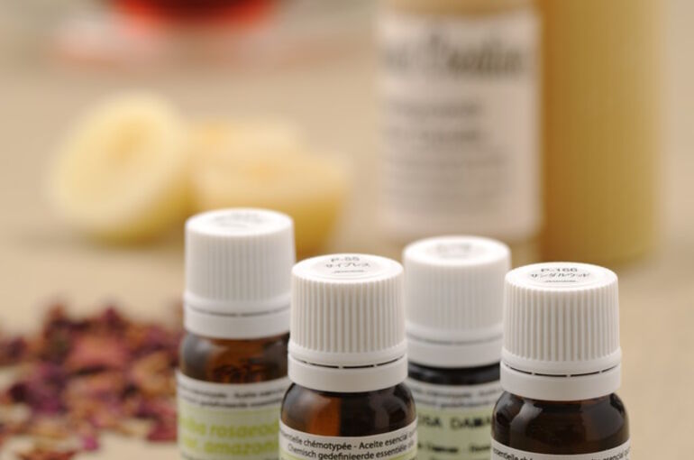 kako-eyaHzZKUoo8vMKNS